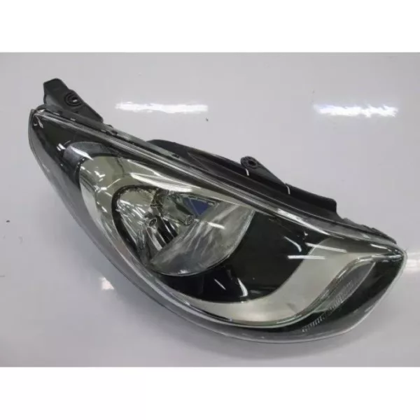 VR512404801