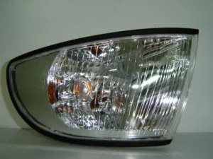 Piloto Delantero Derecho (Cristal Liso) para Audi A4 1994