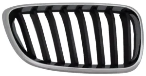 Rejilla Delantera Derecha (Cromada/Negra ) para Bmw S/2 F22 COUPE 2013