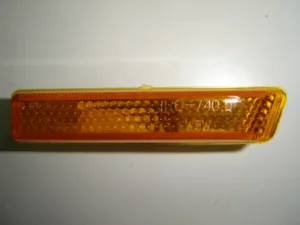 Piloto Lateral Derecho (Amarillo) para Bmw S/3 E36 1990, S/3 E36 1994, X5 E53 2000 y X5 E53 2003