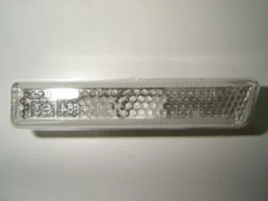 Piloto Lateral Derecho (Blanco) para Bmw S/3 E36 1990, S/3 E36 1994, X5 E53 2000 y X5 E53 2003