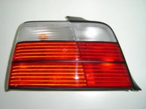 Piloto Trasero Izquierdo Blanco Con Check Control ( Magneti Marelli) (4 Puertas) para Bmw S/3 E36 1990