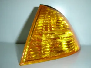 Piloto Delantero Izquierdo (Completo) (Amarillo) para Bmw S/3 E46 4P 1998