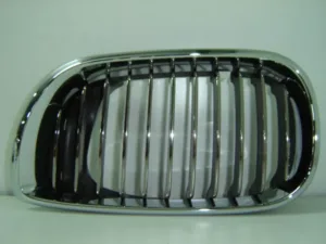 Rejilla Izquierda (Cromada) para Bmw S/3 E46 4P 2001