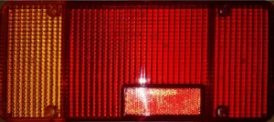 Tulipa Piloto Trasero Izquierdo (Caja Abierta) para Citroen JUMPER 1994, JUMPER 2002 y JUMPER 2006, Fiat DUCATO 1994, DUCATO 2002 y DUCATO 2006 y Peugeot BOXER 1994, BOXER 2002 y BOXER 2006