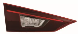 Piloto Trasero Izquierdo (Medio) (4 Puertas) para Mazda 3 2013