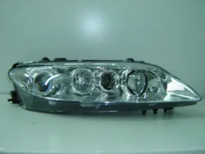 Faro Derecho Electrico para Mazda 6 2002