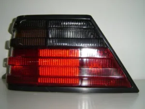 Piloto Trasero Izquierdo (Ahumado) para Mercedes-Benz E W124 1985