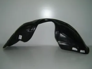 Resguardo Paso De Rueda Delantero Derecho para Mercedes-Benz VITO W638 1996