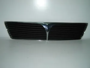 Rejilla (Cromado/Gris ) para Mitsubishi LANCER 2000