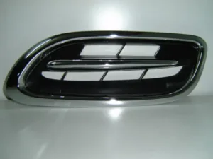Rejilla Izquierda (Negra /Cromada) para Nissan MICRA K11 2000