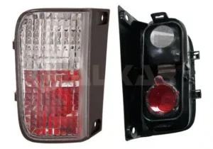 Piloto Antiniebla Punta Paragolpes Trasero Izquierdo (Tipo Alko) para Nissan PRIMASTAR 2001 y PRIMASTAR 2006, Opel VIVARO A 2001 y VIVARO A 2006 y Renault TRAFIC II 2001 y TRAFIC II 2006