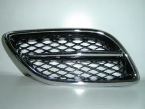 Rejilla Derecha (Negra /Cromada) para Nissan PRIMERA P11 1999