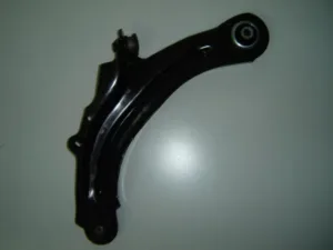 Brazo De Suspension Izquierdo (18Mm) para Renault CAPTUR 2013 y MEGANE II 2002