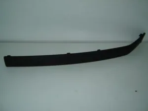 Moldura Izquierda Paragolpes Delantero (Negro) para Skoda FABIA I 1999