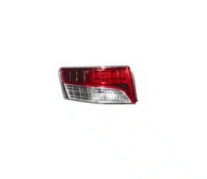 Piloto Trasero Izquierdo (Sedan) para Toyota AVENSIS 2009