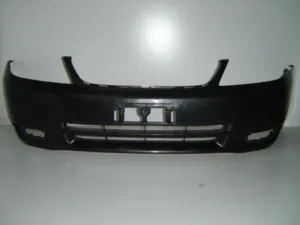 Paragolpes Delantero (Negro) Con Agujero (Sedan / Sw) para Toyota COROLLA SEDAN 2002