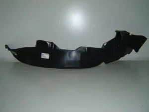 Resguardo Paso De Rueda Delantero Derecho para Volvo S40 1996