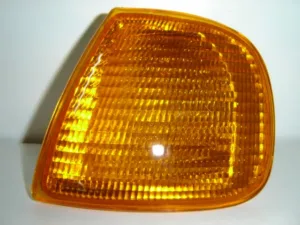 Piloto Delantero Izquierdo (Amarillo) (Con Casquillo) para Volkswagen CADDY II 1996 y POLO 1994