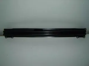 Refuerzo Paragolpes Trasero para Volkswagen GOLF V 2003