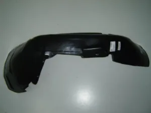 Resguardo Paso De Rueda Delantero Derecho para Volkswagen PASSAT B5 1996