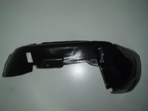 Resguardo Paso De Rueda Delantero Izquierdo para Volkswagen PASSAT B5 1996