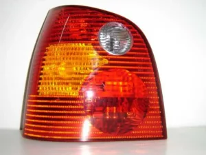 Piloto Trasero Izquierdo (Rojo+Amarillo) para Volkswagen POLO 2001