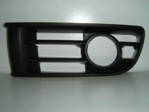 Rejilla Derecha Paragolpes Delantero (Con Agujero Para Antiniebla) para Volkswagen POLO 2001