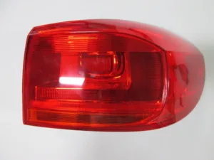 Piloto Trasero Derecho para Volkswagen TIGUAN 2011